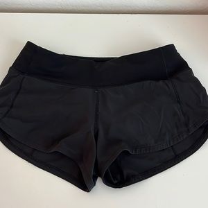 Lululemon size 2, black speedups